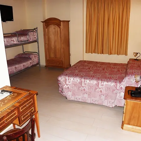 Agriturismo La Colombaia Farm stay *